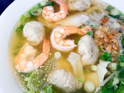 Pho Luc Lac 5